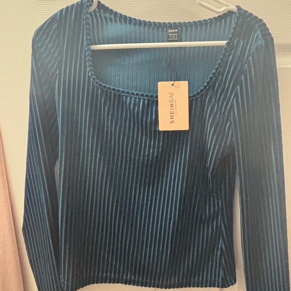 Long sleeve shirt - Picture 1 of 2